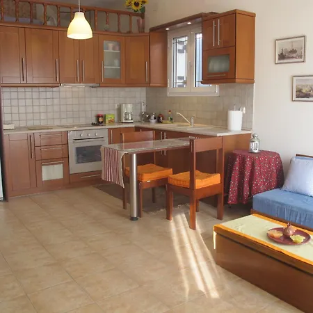 Апартаменты One ~ Fits Mouzaki