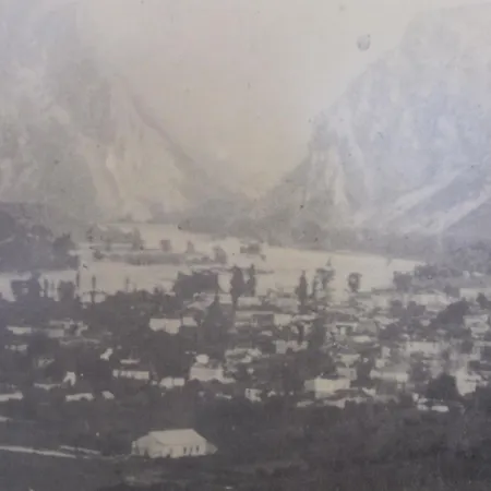 One ~ Fits Апартаменты Mouzaki