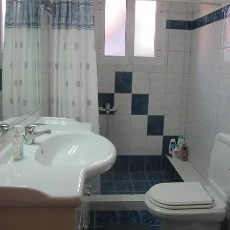 One ~ Fits Apartment *