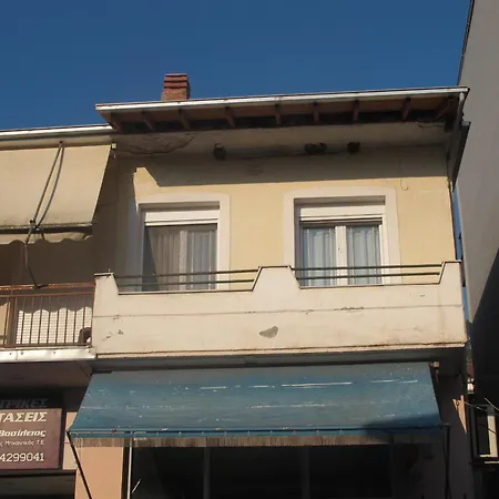 One ~ Fits Апартаменты Mouzaki