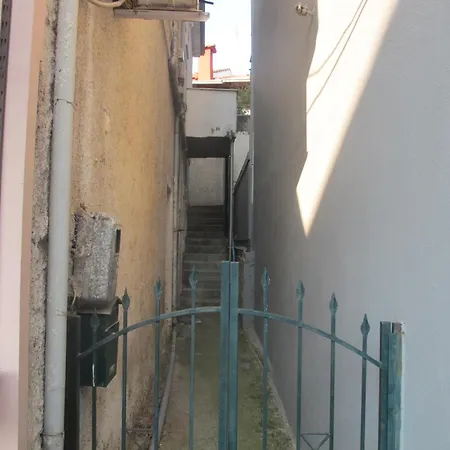One ~ Fits Mouzaki (Karditsa)
